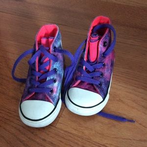 Toddler Converse : Size 8